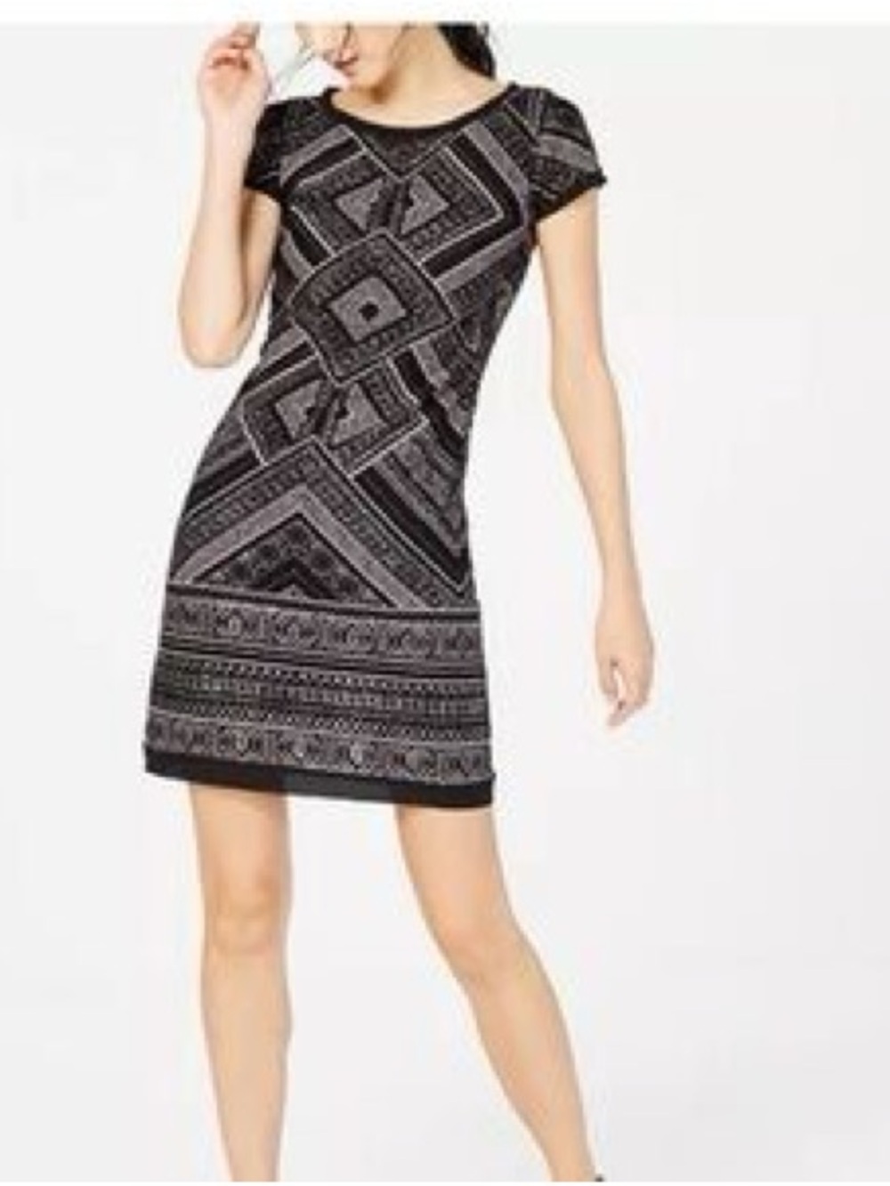Vince Camuto Black and Silver Geometric Short Sleeve Shift Dress